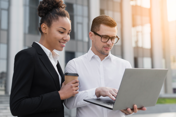 Casos de Sucesso: Como Empresas Usam IA para Transformar o Atendimento ao Cliente